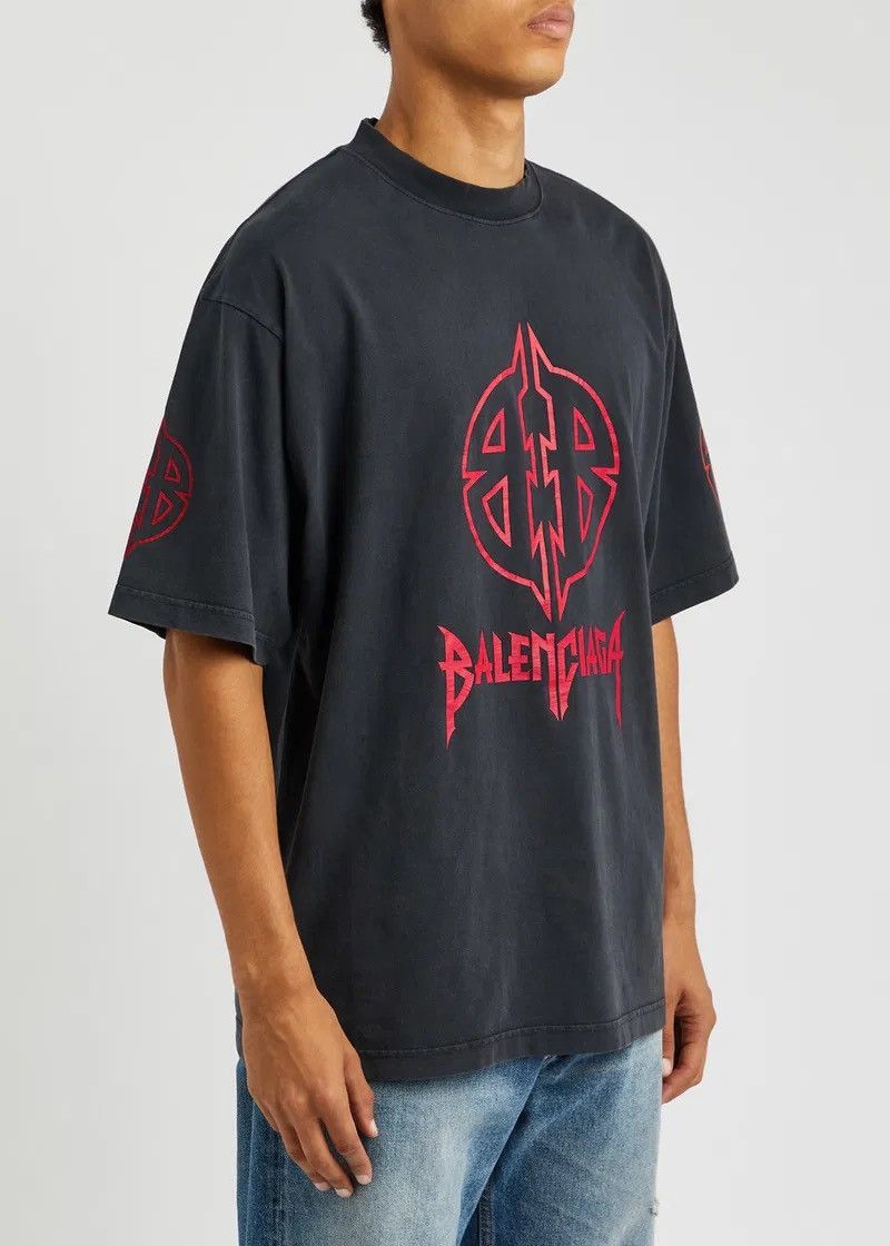 Balenciaga Balenciaga Logo Faded Black/Red T-Shirt Size US M / EU 48-50 / 2 - 6 Thumbnail