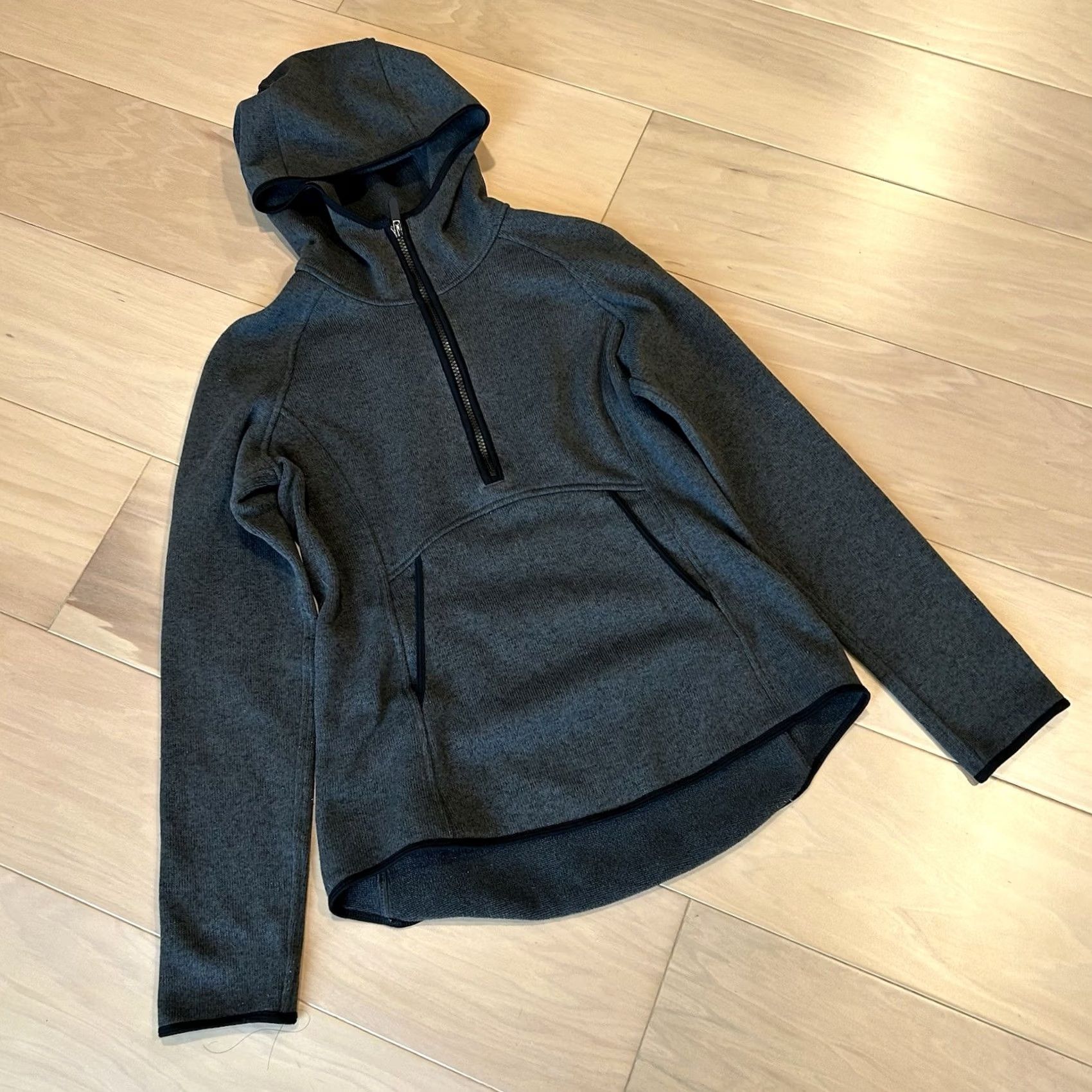 Lululemon Lululemon Fleece & Thank You Pullover Hoodie Women’s 6 Gray 1/2 Zip Hooded Pockets Regular Size M / US 6-8 / IT 42-44 - 2 Thumbnail