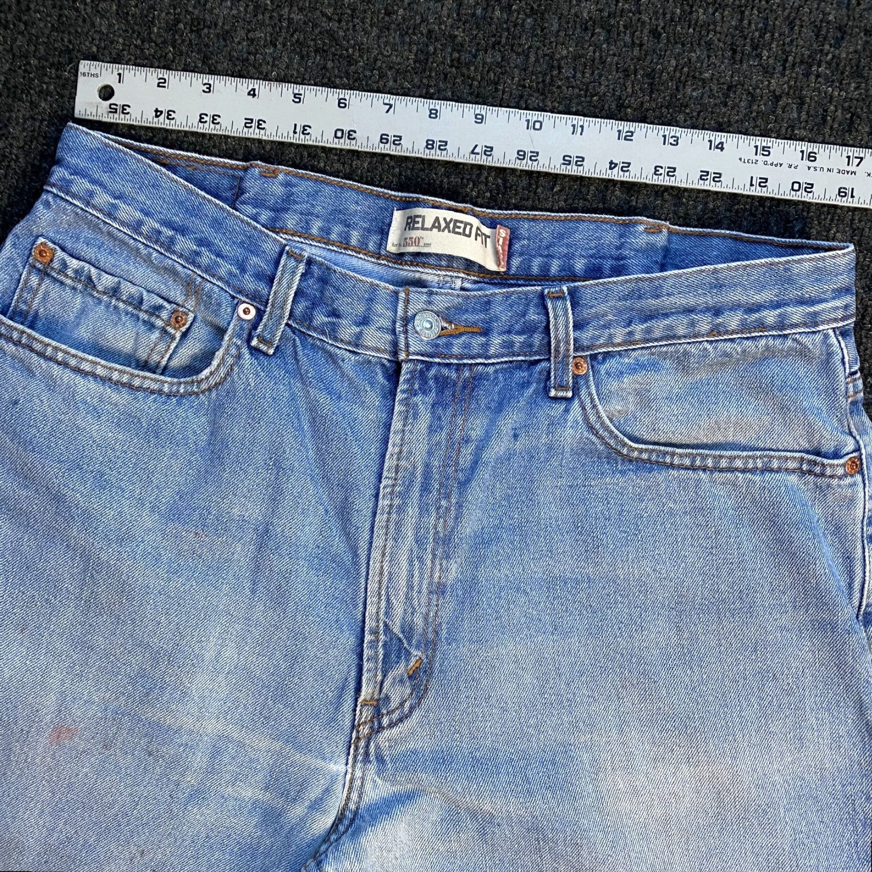 Levi's VINTAGE Levi’s 550 Relaxed Jeans 34 x 30 Light Distressed Skater Grunge 90s Mens Denim Blue Jeans Size US 34 / EU 50 - 6 Thumbnail