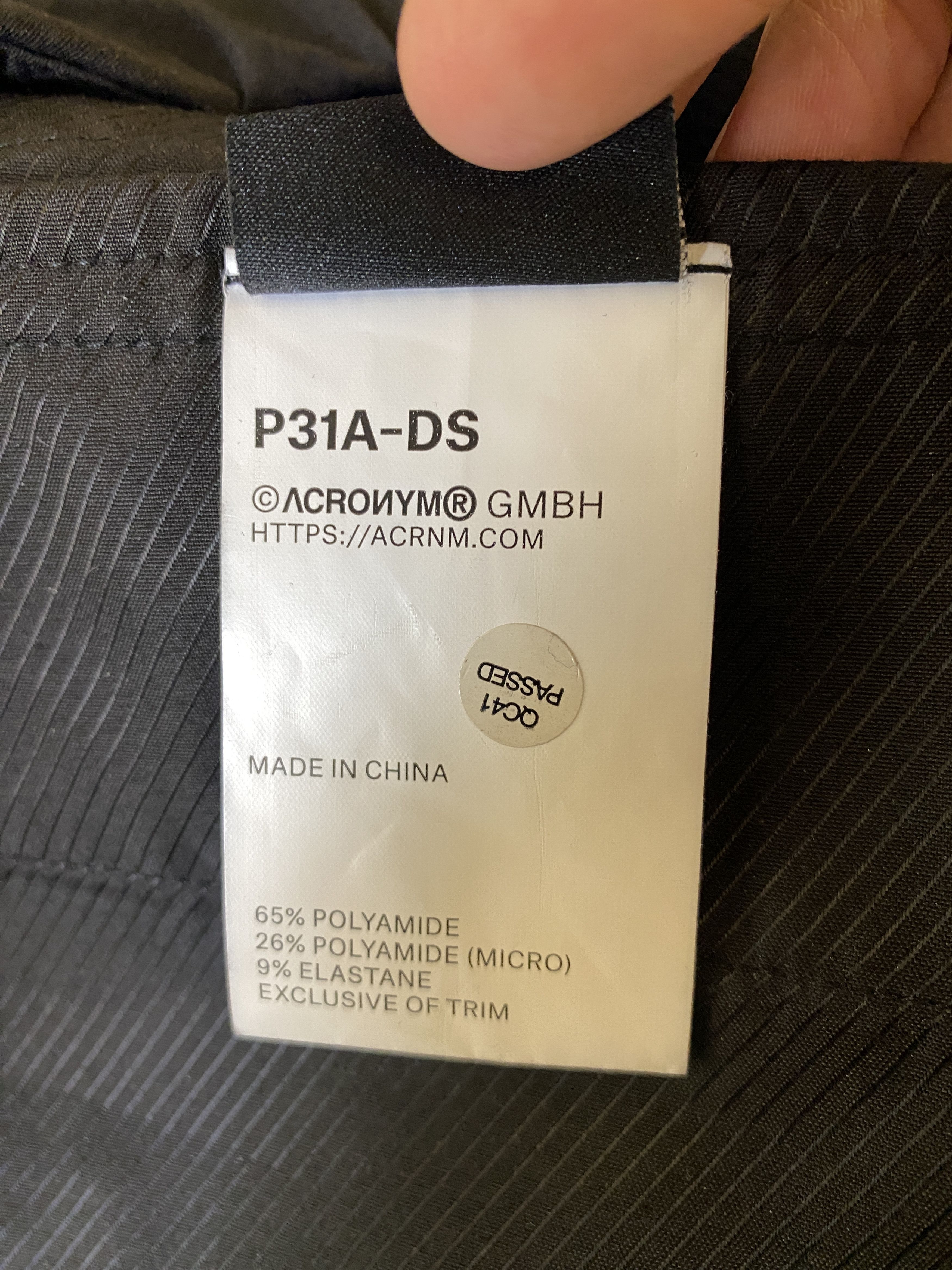 Acronym $1044 Acronym P31A-DS Black Size US 32 / EU 48 - 8 Thumbnail