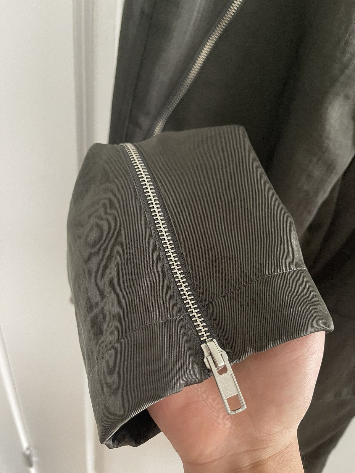 Helmut Lang Helmut Lang Zipper Pants Size US 34 / EU 50 - 4 Thumbnail