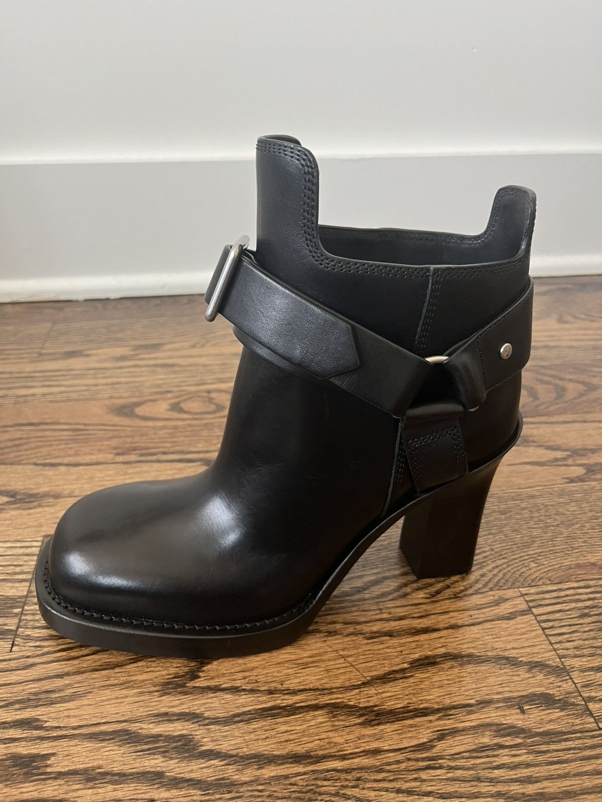 Burberry Burberry Leather Stirrup Low Boots Size US 8 / IT 38 - 8 Thumbnail