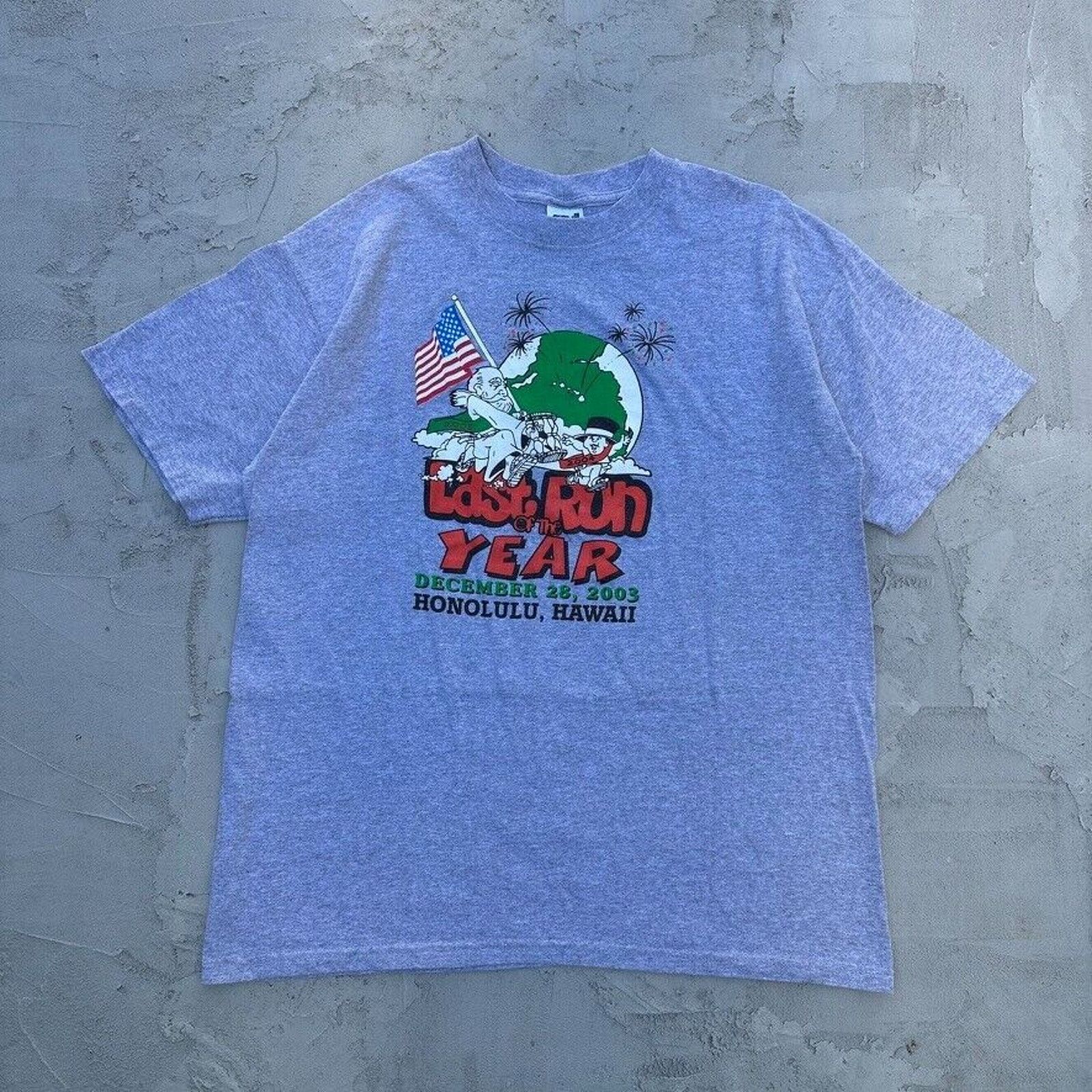 Anvil × Vintage Vintage Last Run of the Year Honolulu Hawaii 2003 T Shirt Size US L / EU 52-54 / 3 - 1 Thumbnail