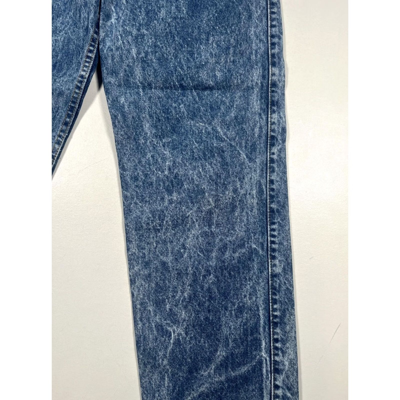 Levi's VINTAGE Levi's Jeans Mens 34x29 Blue Acid Wash Denim Straight Leg Made USA 80s Size US 34 / EU 50 - 5 Thumbnail