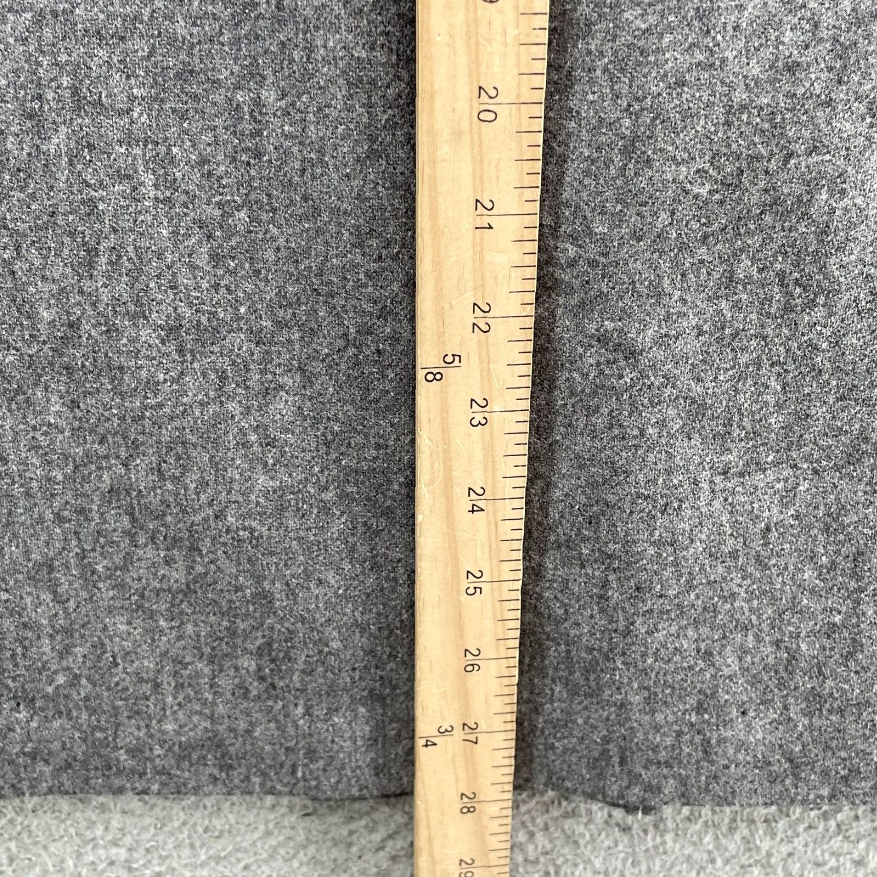 Vintage VTG Alfred Dunner 100% Wool Skirt Women's 18 Pencil Office Academia Classic USA Skirt Midi Tweed Wool Gray 90s Vintage Womens Pants? Size 40" / US 18 - 4 Thumbnail