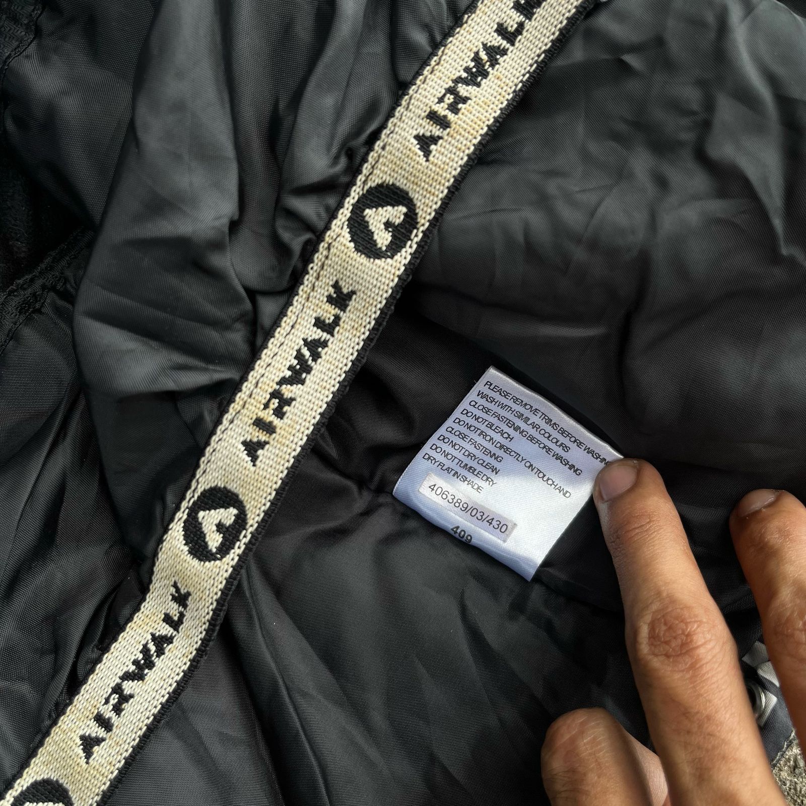 Airwalk × Vintage RARE Vintage Airwalk Puffer Camo Jacket Polar Inner Size US XL / EU 56 / 4 - 13 Thumbnail