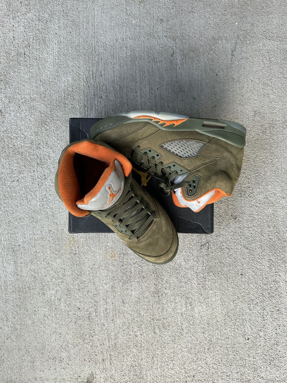 Jordan Brand Air Jordan 5 Retro Size US 7 / EU 40 - 3 Thumbnail