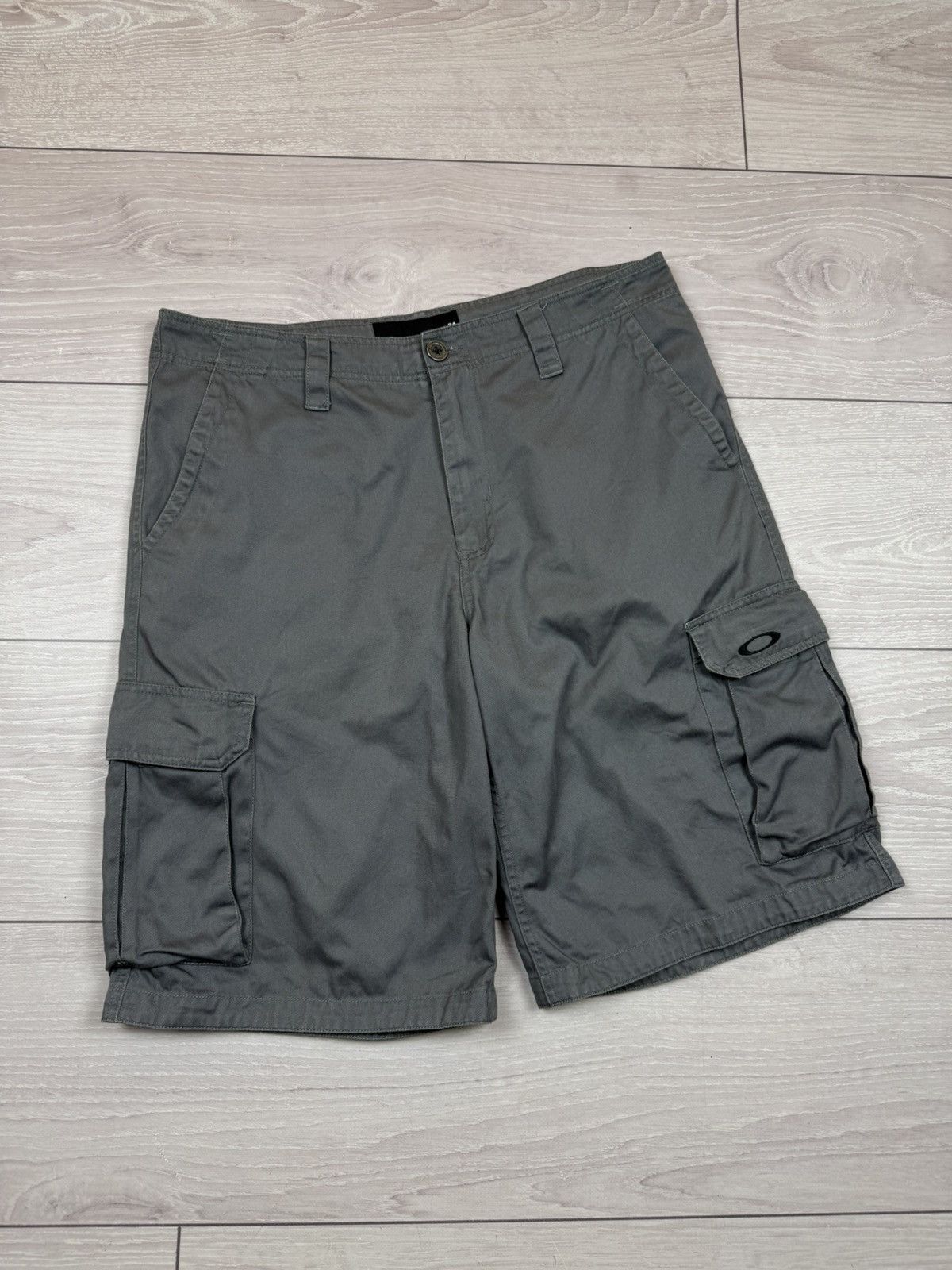 Oakley × Vintage Oakley 00s Cargo Shorts 34 Sz Size US 34 / EU 50 - 1 Thumbnail