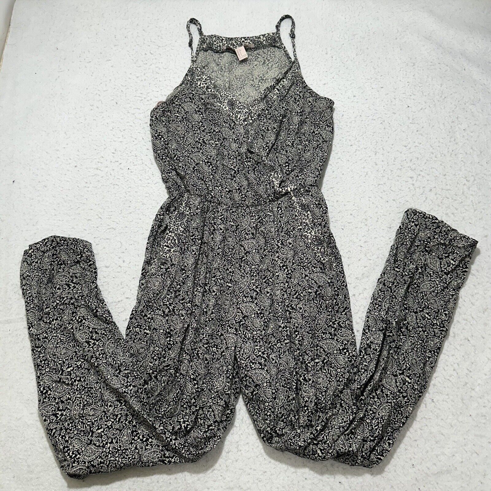 Forever 21 Forever 21 Small Straight Leg Jumpsuit Sleeveless Paisley Size 28" / US 6 / IT 42 - 1 Thumbnail