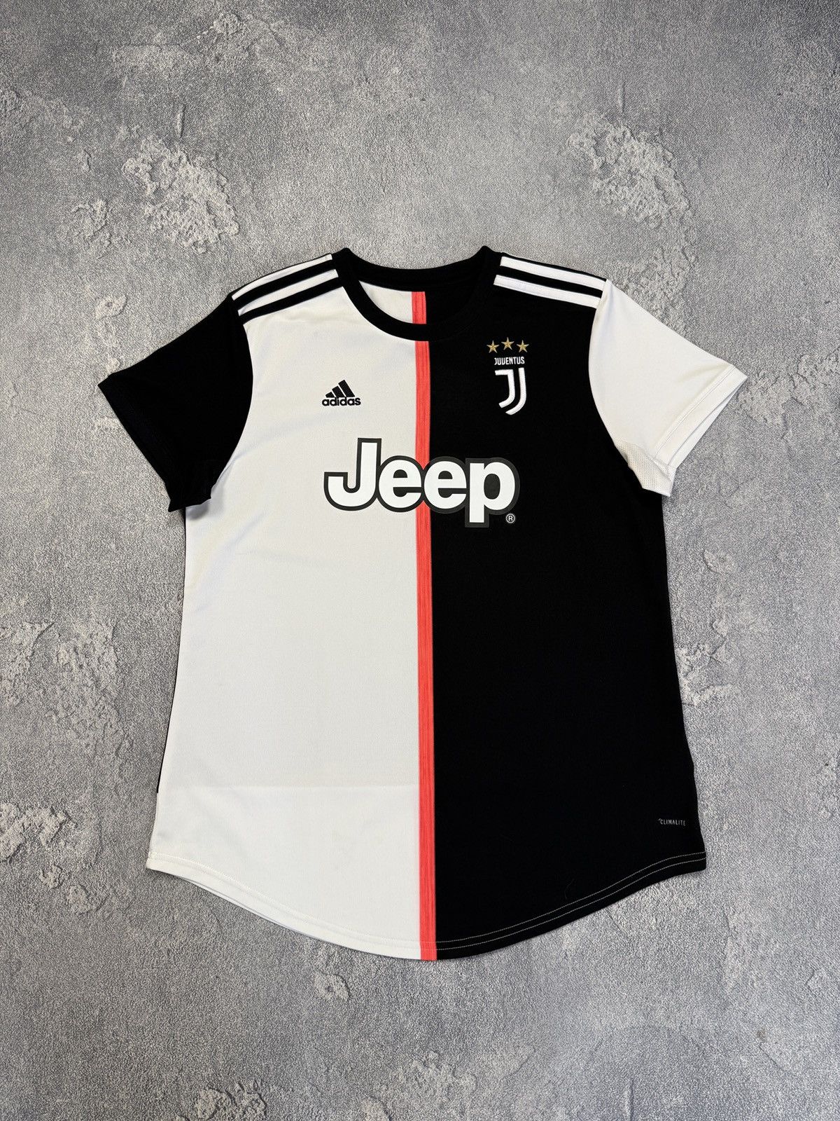 Adidas Y2k Juventus Adidas Jerseys Tee Jeep Soccer Football T-shirt Size US L / EU 52-54 / 3 - 1 Thumbnail