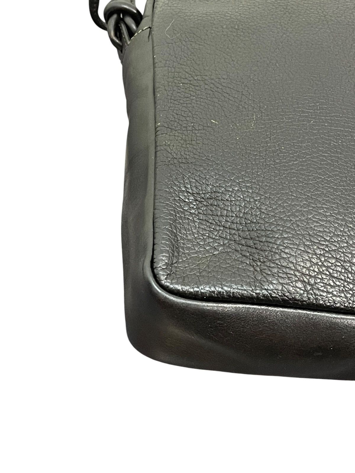 Loewe Full Leather Vtg Loewe Sling Cross Body Bag 1🟩7 Size ONE SIZE - 13 Thumbnail
