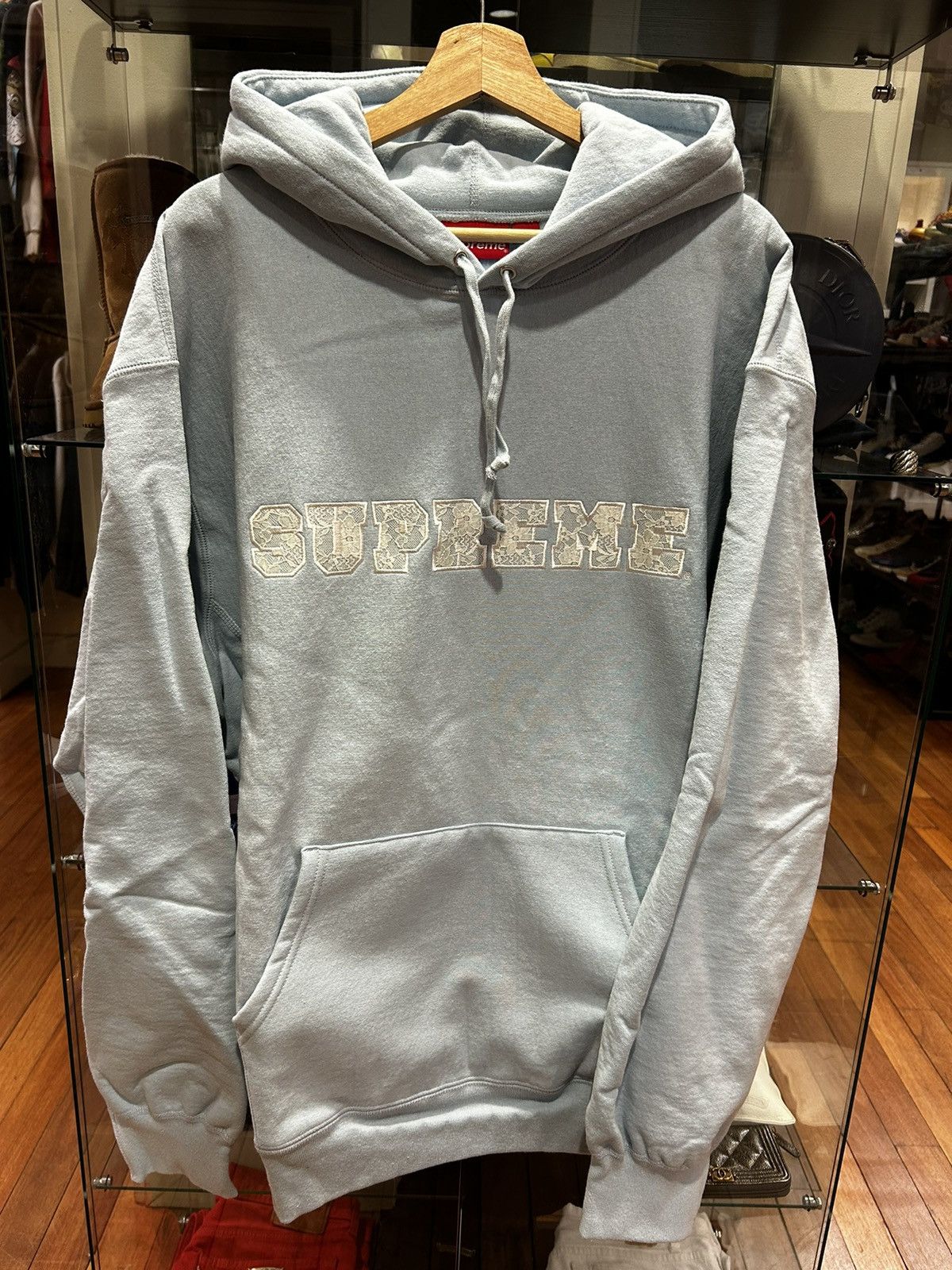 Hype × Streetwear × Supreme Supreme Kate Moss Hooded