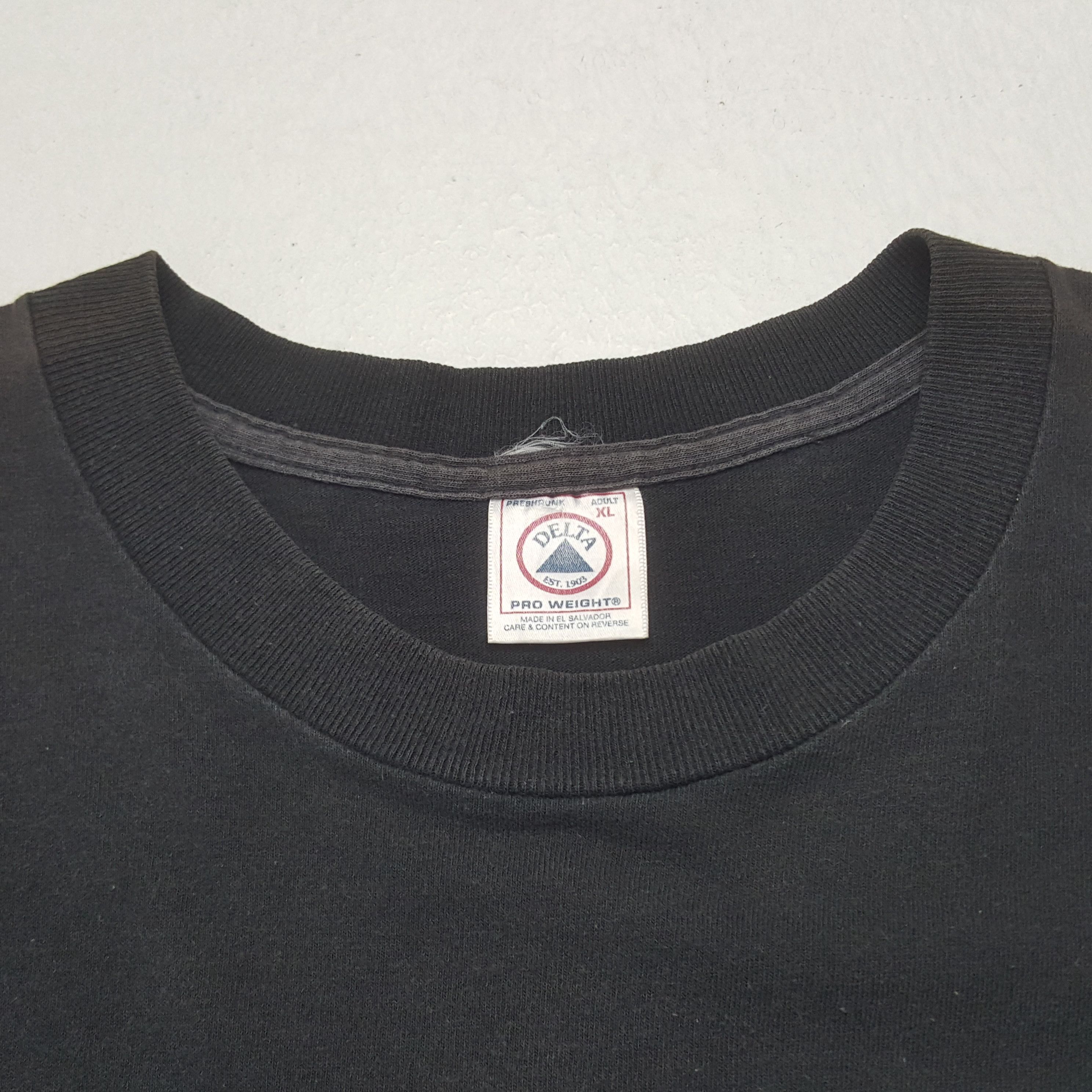 Band Tees Vintage Reef Glow Rock Band Tshirt Size US XL / EU 56 / 4 - 5 Thumbnail