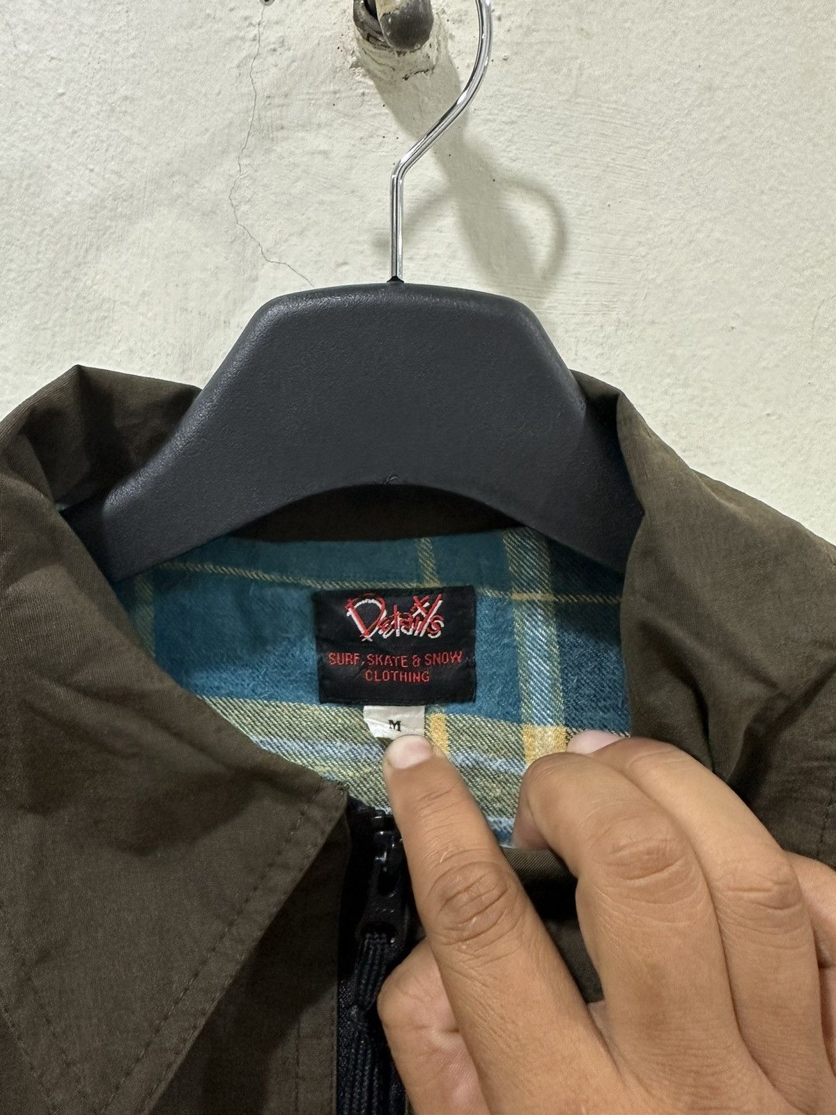 Vintage Y2K Details Skate Surf Brand Zipper Jacket Fit M To L Size US M / EU 48-50 / 2 - 8 Thumbnail