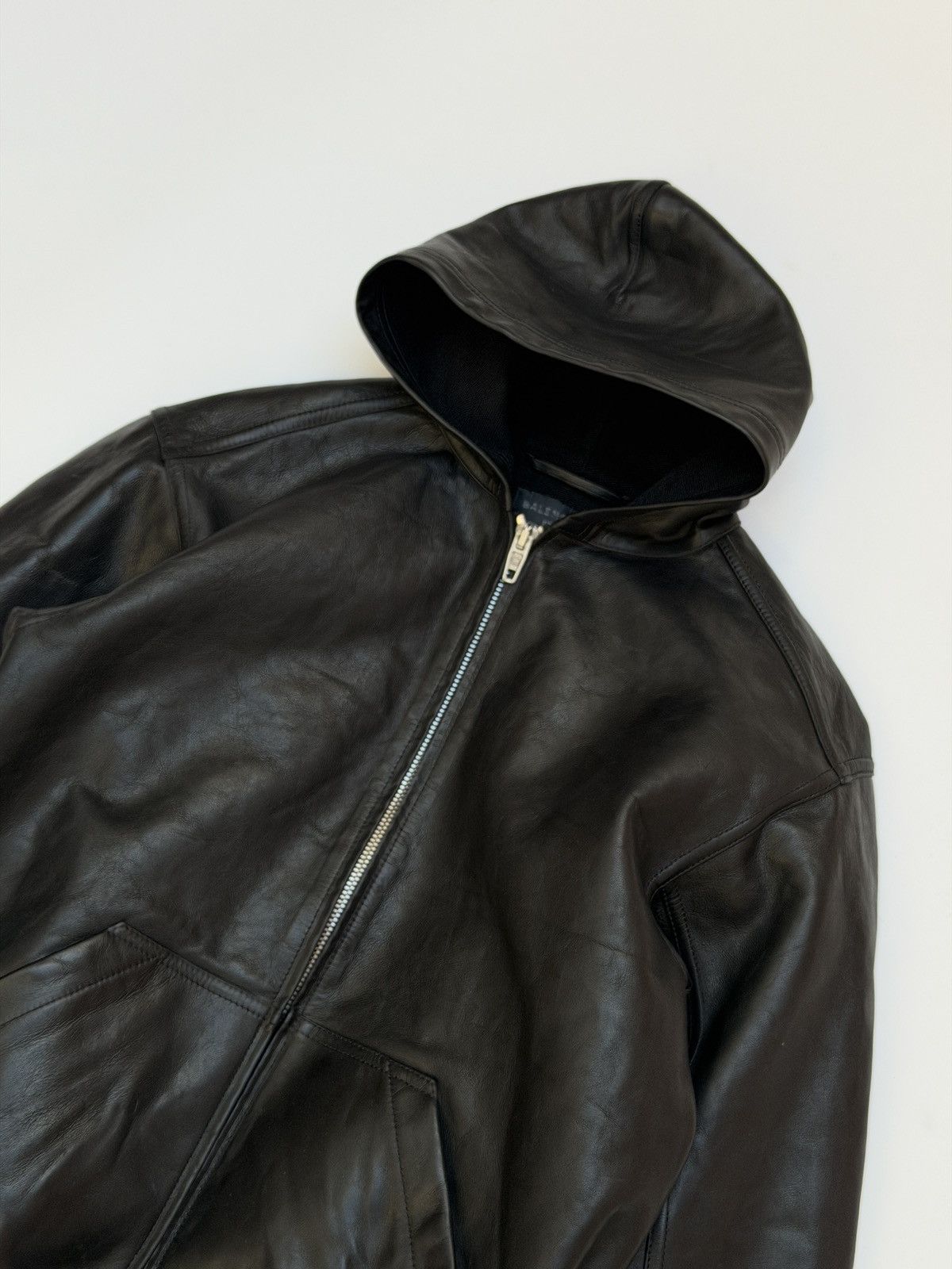 Balenciaga Balenciaga Zip Up Bonded Leather Bombers Size US S / EU 44-46 / 1 - 3 Thumbnail