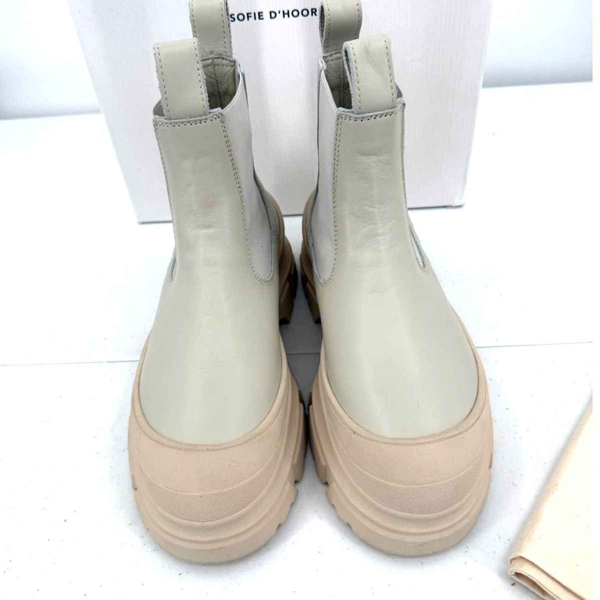 SOFIE D'HOORE NEW Sofie D'Hoore Fabulous Rubber Chelsea Leather Boots Size US 7 / IT 37 - 3 Thumbnail