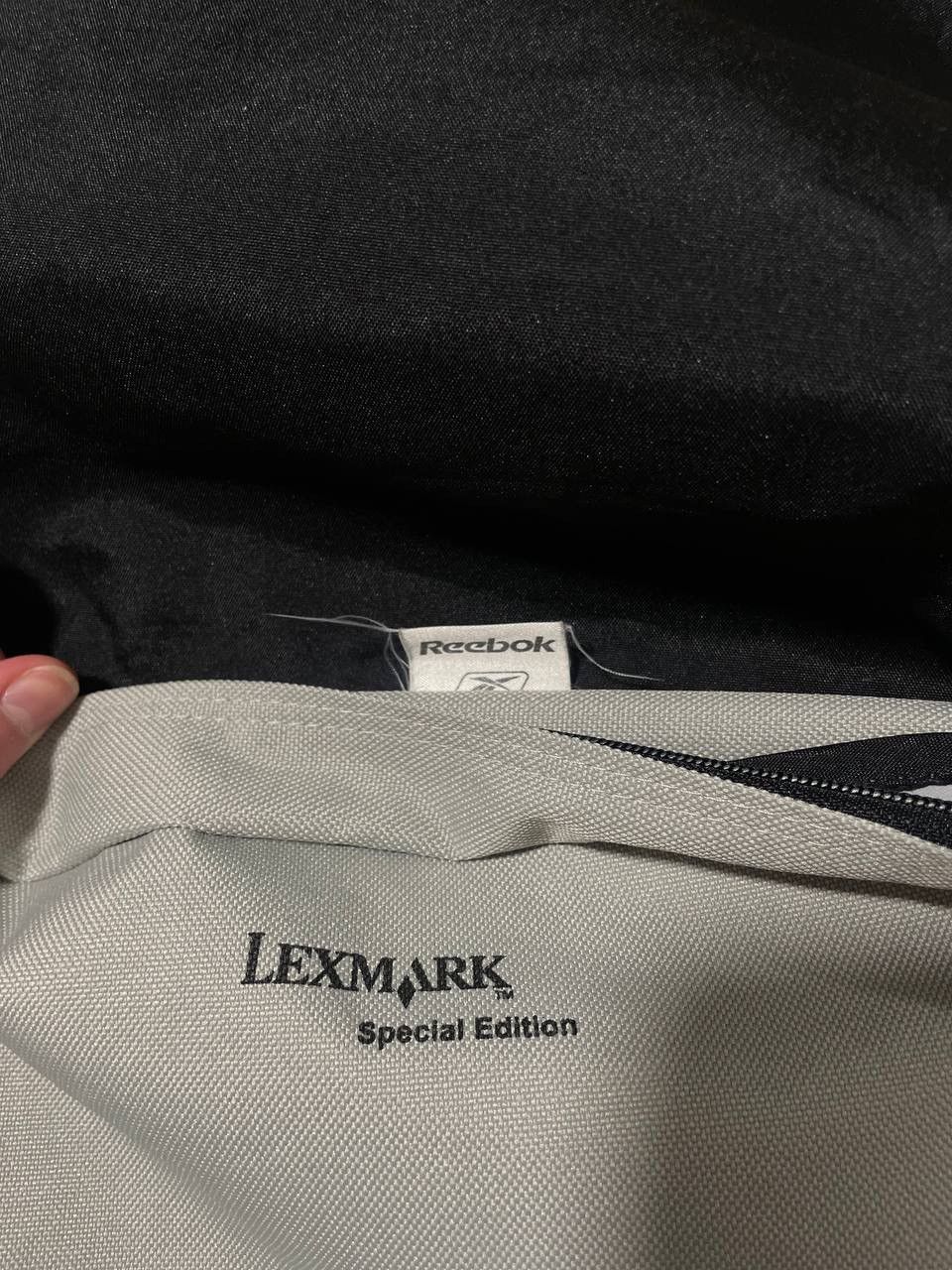 Reebok × Vintage Vintage bag slim reebok sling crossbody gorpcore Size ONE SIZE - 5 Thumbnail