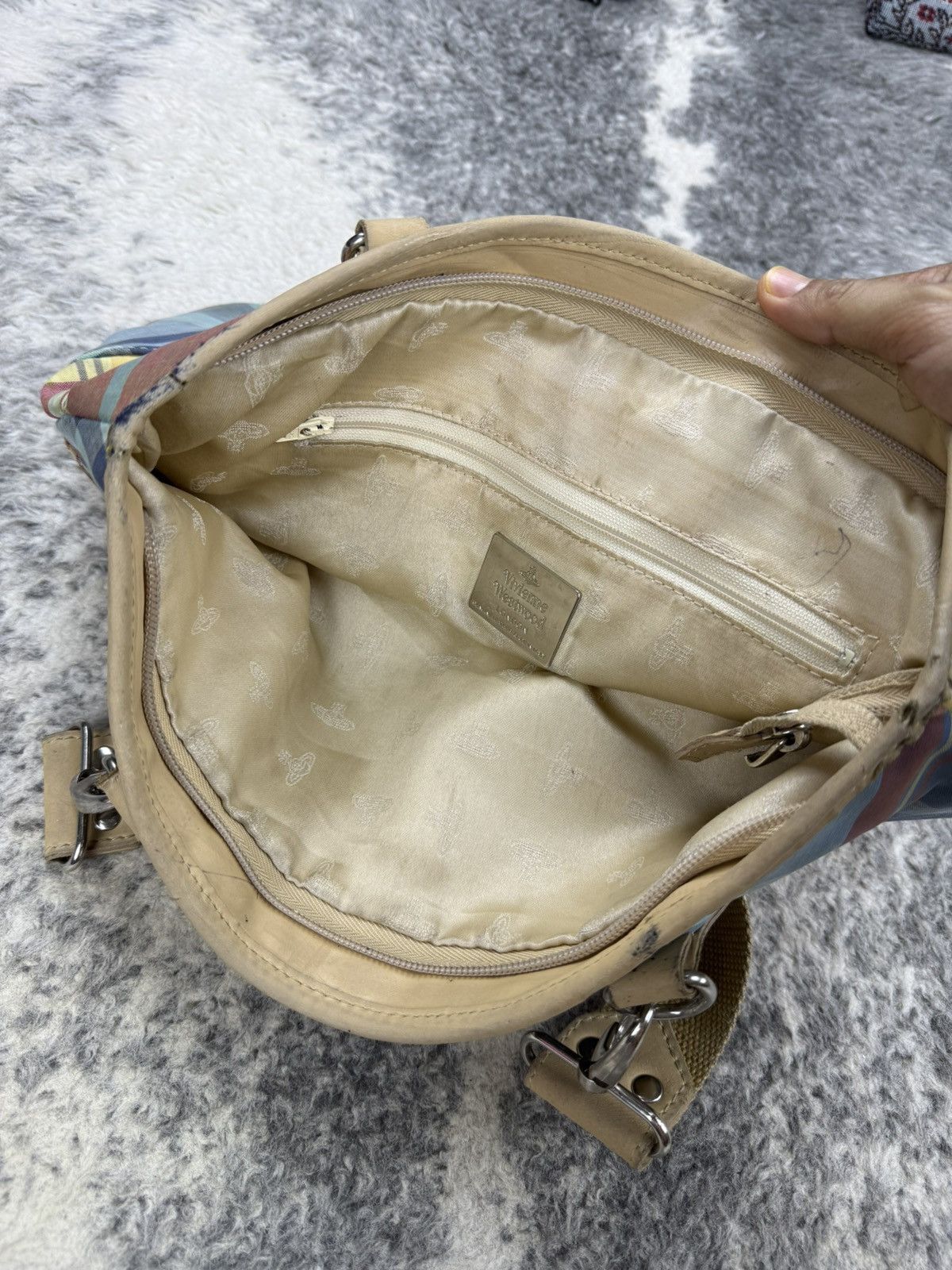 Vivienne Westwood Vintage VIVIENNE WESTWOOD Patchwork Checked Handbag Size ONE SIZE - 9 Thumbnail