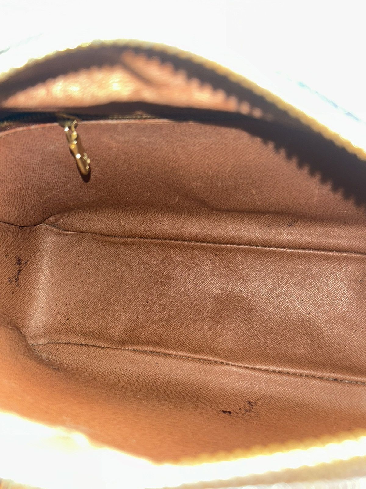 Louis Vuitton Louis Vuitton Monogram Shoulder Bag Size ONE SIZE - 4 Thumbnail