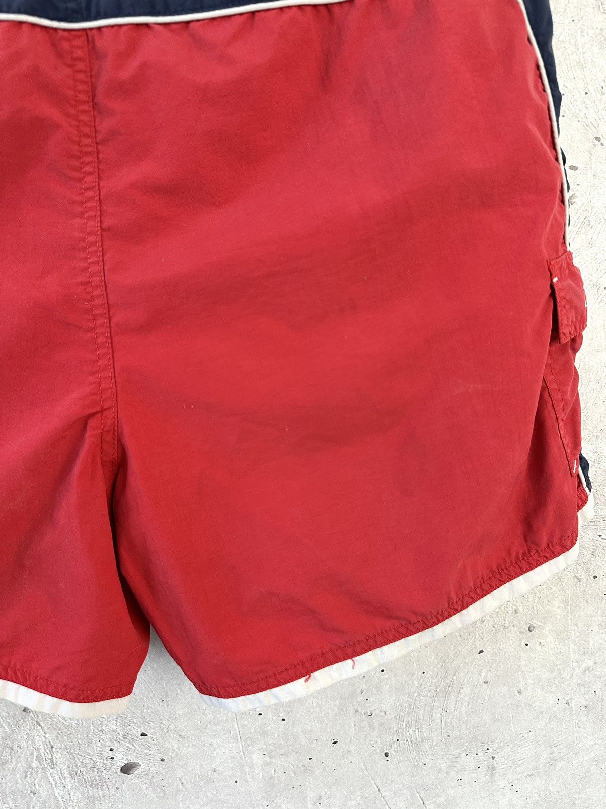 Umbro × Vintage Vintage Umbro Nylon Red Shorts Size US 32 / EU 48 - 5 Thumbnail
