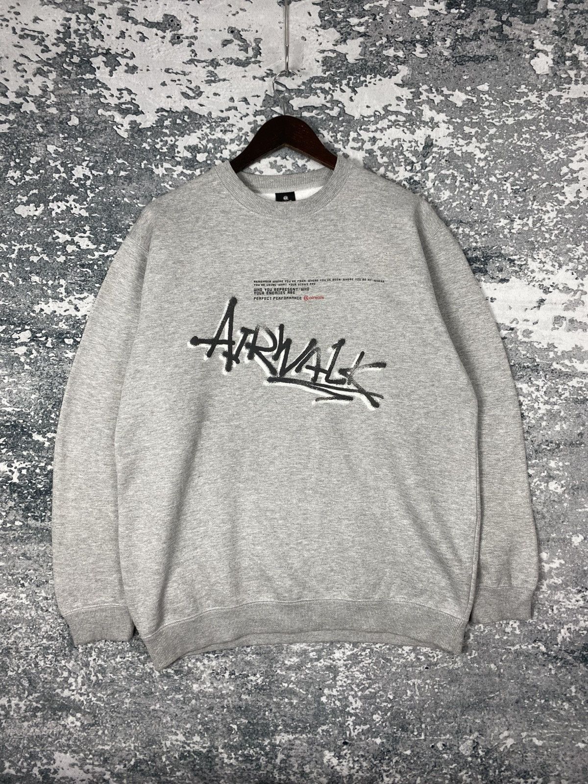 Airwalk Vintage Airwalk Crewneck Sweatshirts Size US L / EU 52-54 / 3 - 1 Thumbnail