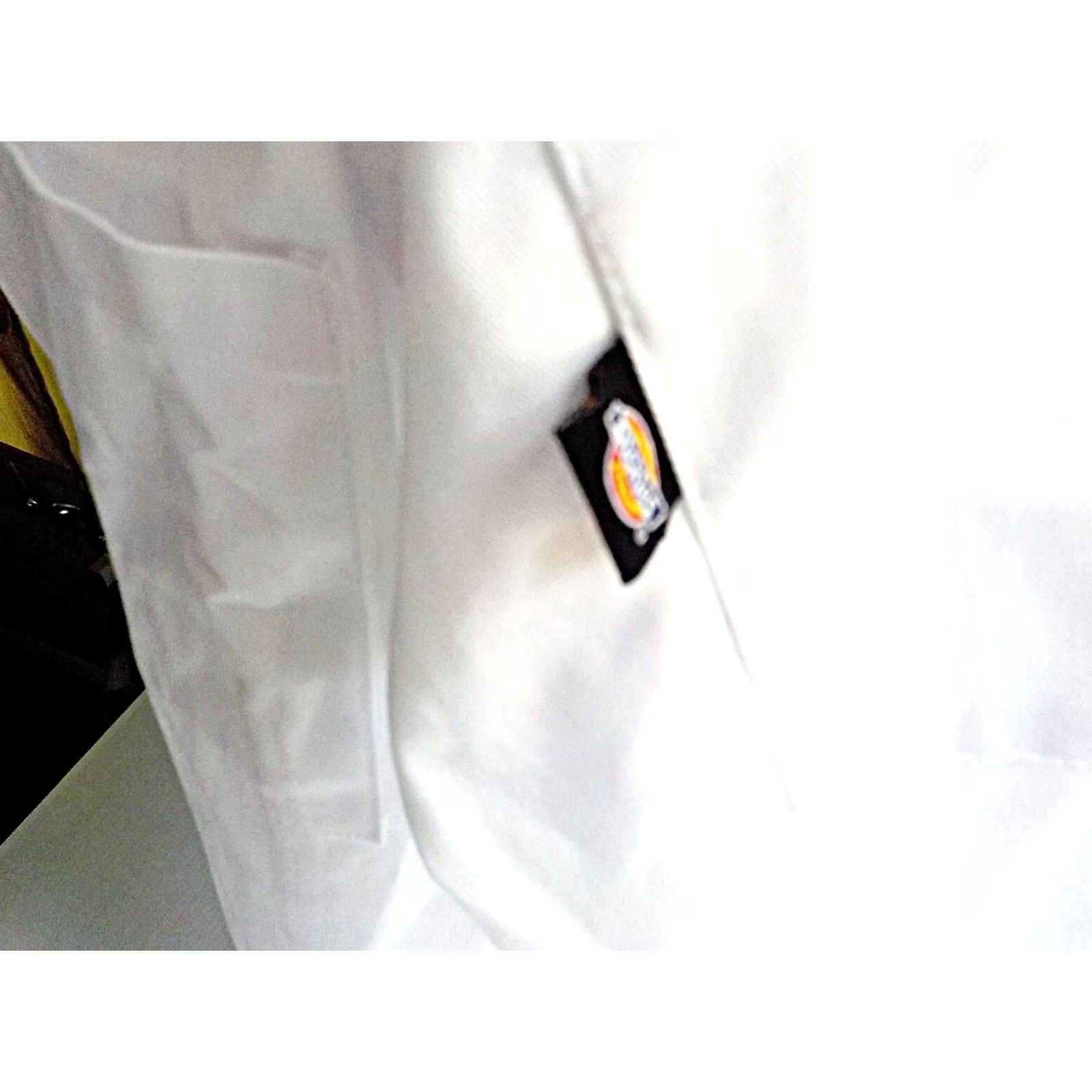 Dickies VINTAGE Dickies White Chefs Jacket Knotted Button XS NWOT Women's Shirt XS White Knotted Buttons Pocketed Work 65% Polyester 35% Cotton Size XS / US 0-2 / IT 36-38 - 4 Thumbnail
