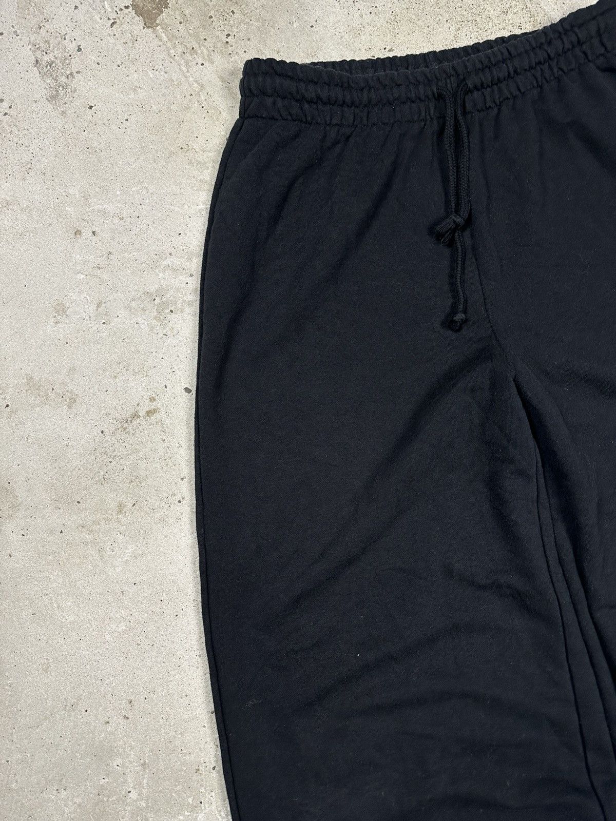 Japanese Brand × Vintage Vintage Y2K ULTRA BAGGY Black Sweatpants Wide Legs Loose Size US 34 / EU 50 - 5 Thumbnail