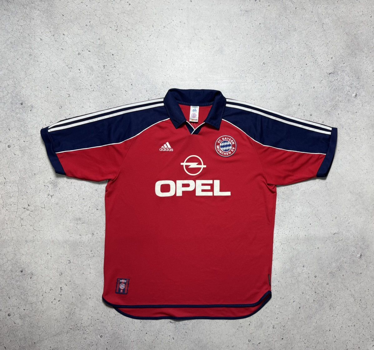 Adidas Adidas FC Bayern Muncher 2000/2001 Vintage Soccer Jersey Size US XL / EU 56 / 4 - 1 Thumbnail