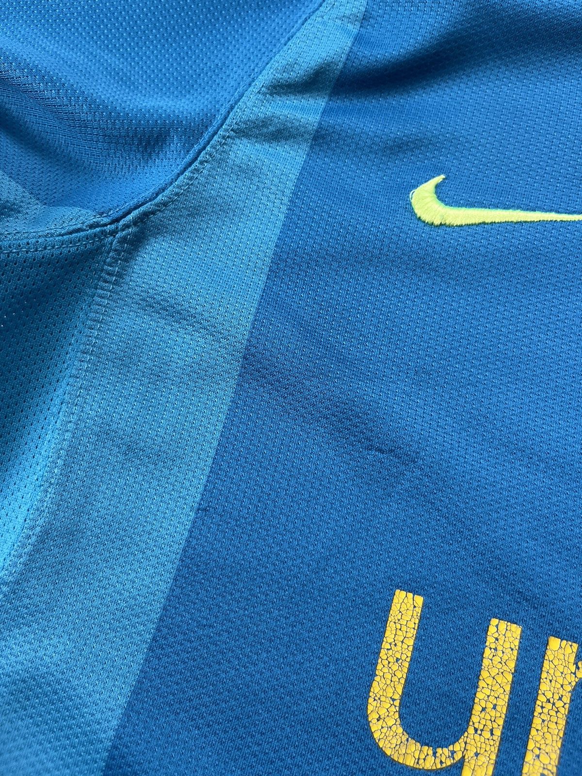 Vintage Vintage Nike FC Barcelona football jersey t-shirt 00s 90s Size US M / EU 48-50 / 2 - 9 Thumbnail