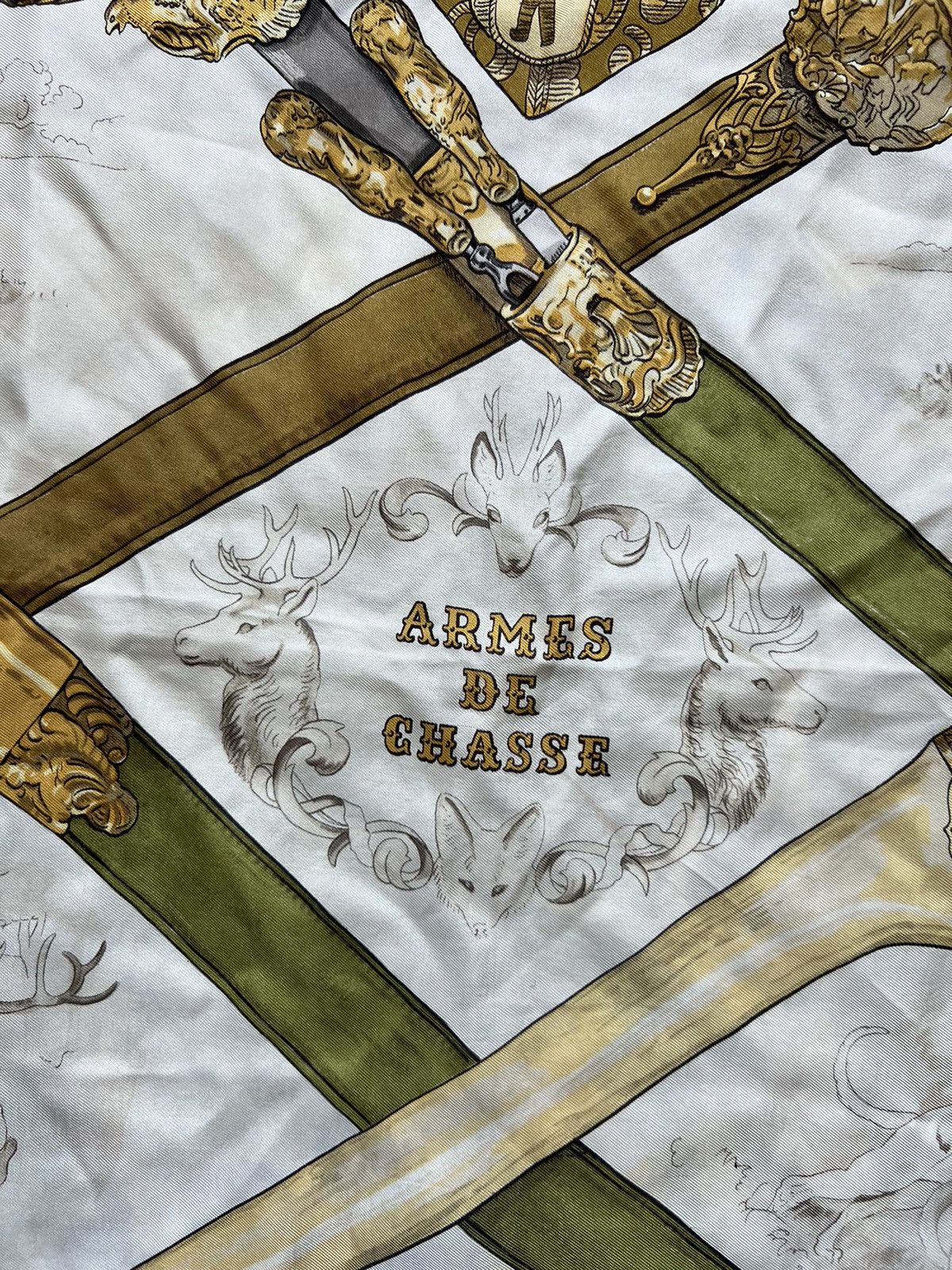 Hermes Rare Hermes Ledoux vintage Hunting weapon Silk Scarf Shawl Size ONE SIZE - 8 Thumbnail