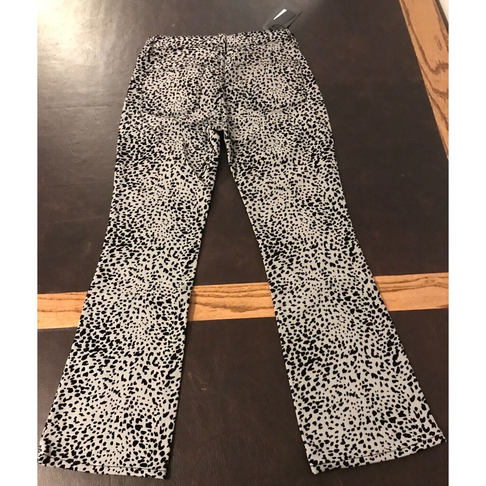 Rag & Bone Rag & Bone Hana High-Rise Slim Cropped Gray Cheetah Jeans Size 26" / US 2 / IT 38 - 2 Thumbnail