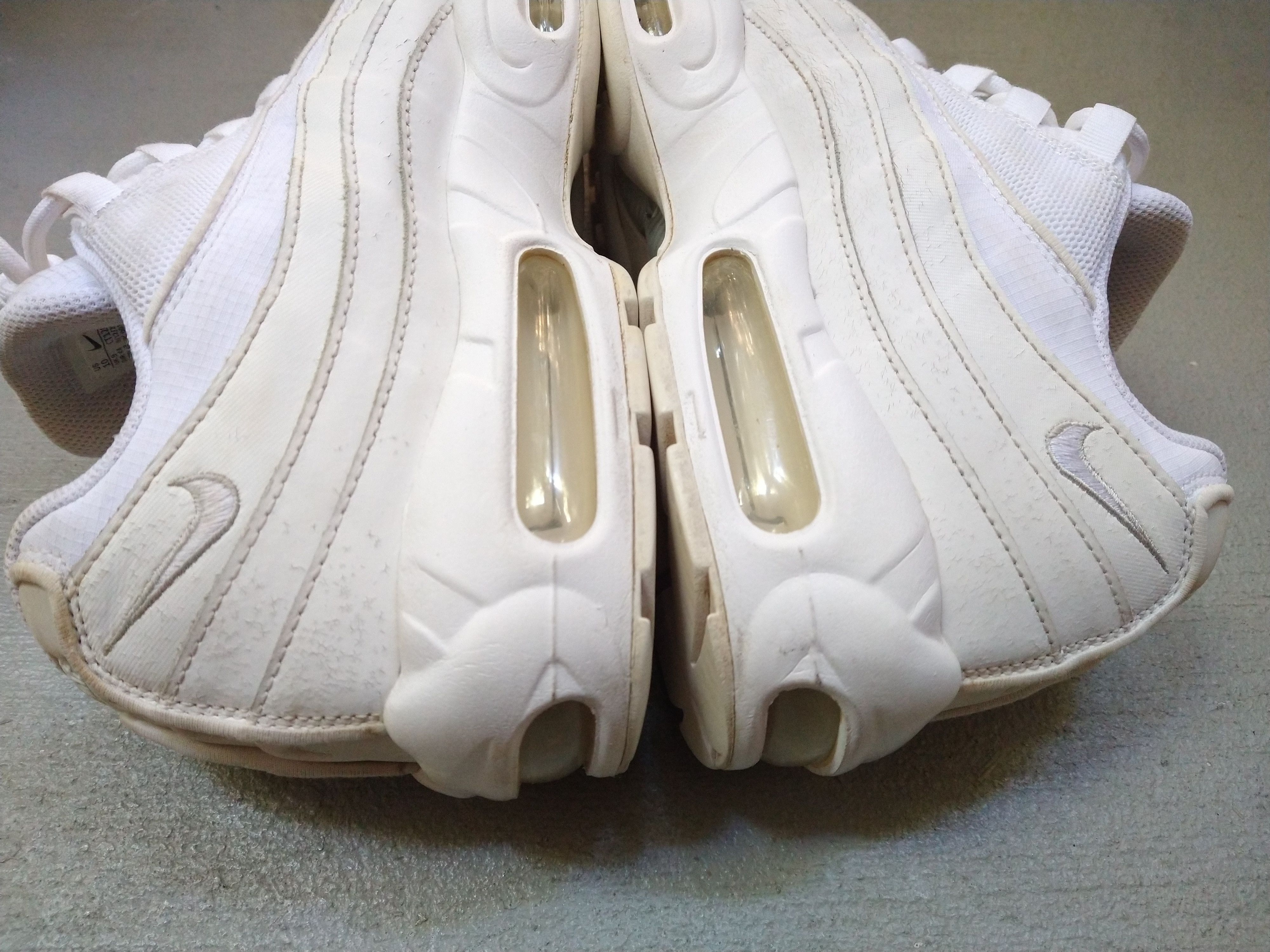 Nike Nike Air Max 95 Essential Triple White Size 10 CT1268-100 Size US 10 / EU 43 - 4 Thumbnail