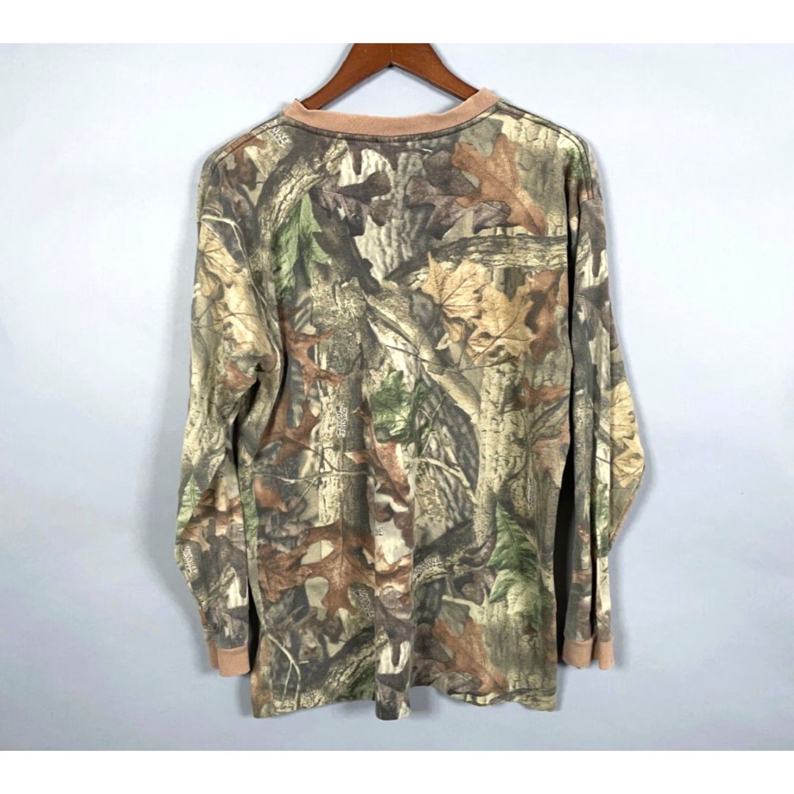 Vintage VINTAGE Ace Sportswear Camouflage T-Shirt Long Sleeve Adult Large Green 80s 50-50 Cotton-Polyester Size US L / EU 52-54 / 3 - 2 Thumbnail