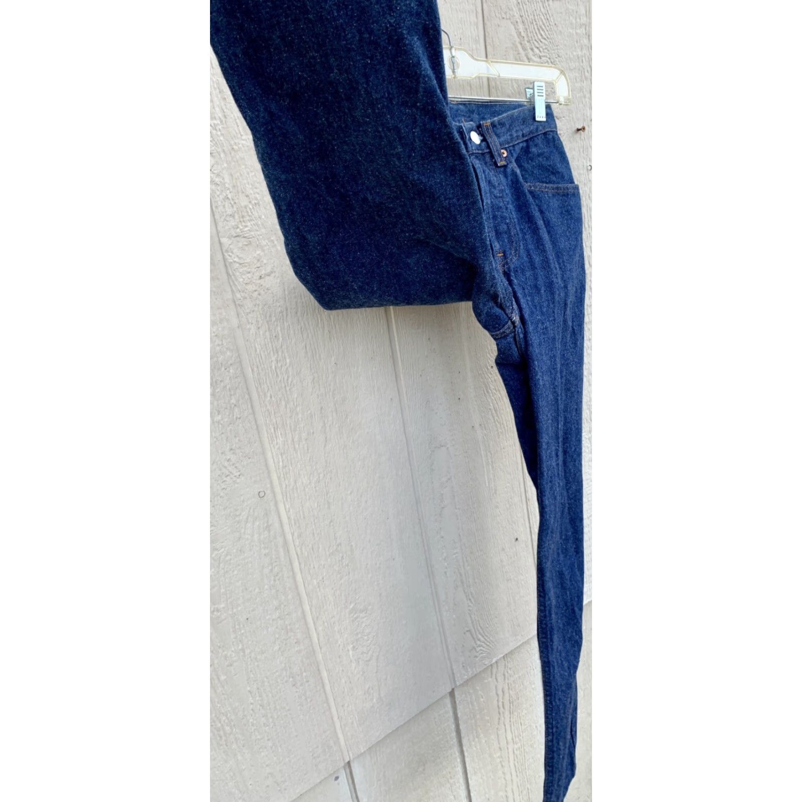 Levi's VINTAGE Levi's Button Fly 501 Jeans Junior Size 3 23" Waist 30" Inseam Blue Mens Womens Boys Girls Size 26" / US 2 / IT 38 - 3 Thumbnail