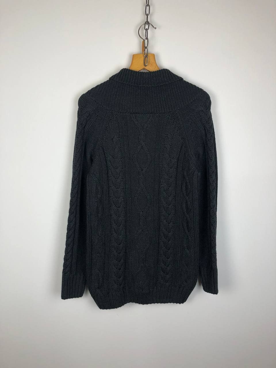 Eddie Bauer Eddie Bauer Cable Knit Cardigan Sweater size L Size US L / EU 52-54 / 3 - 6 Thumbnail