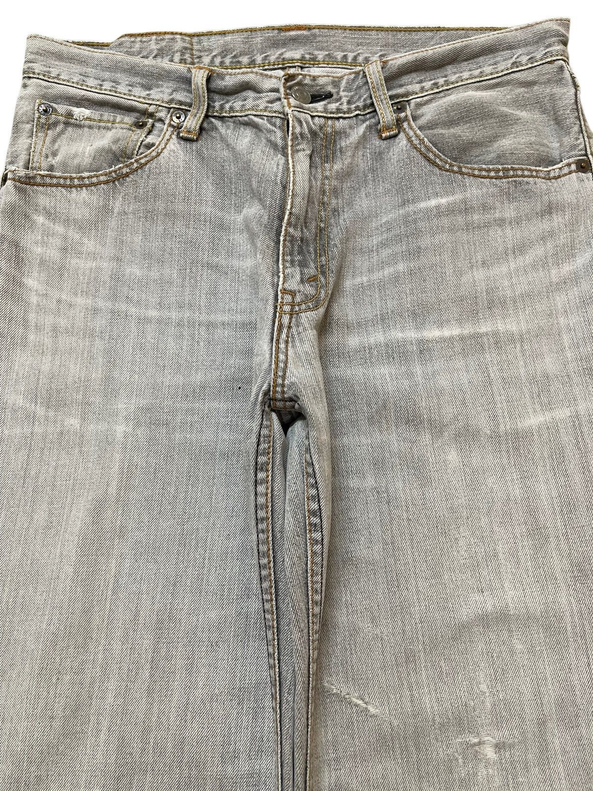 Levi's Vintage 90s Levis 702 Faded Wash Distressed Loose Jeans Size US 32 / EU 48 - 3 Thumbnail