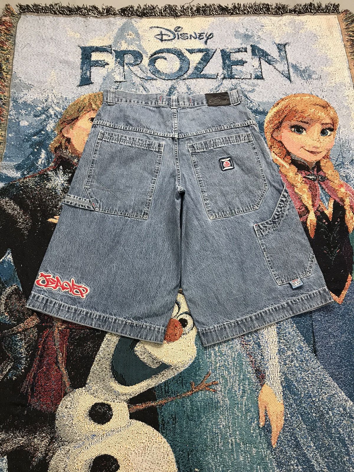 JNCO Vintage Jnco big pocket graffiti jort Size US 38 / EU 54 - 2 Thumbnail