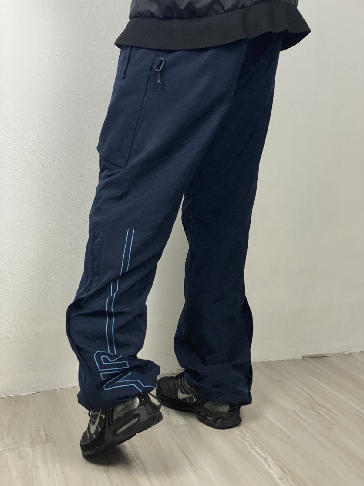 Nike × Vintage Nike Air swoosh Nylon Track Pants Drill Vintage Size US 32 / EU 48 - 2 Thumbnail