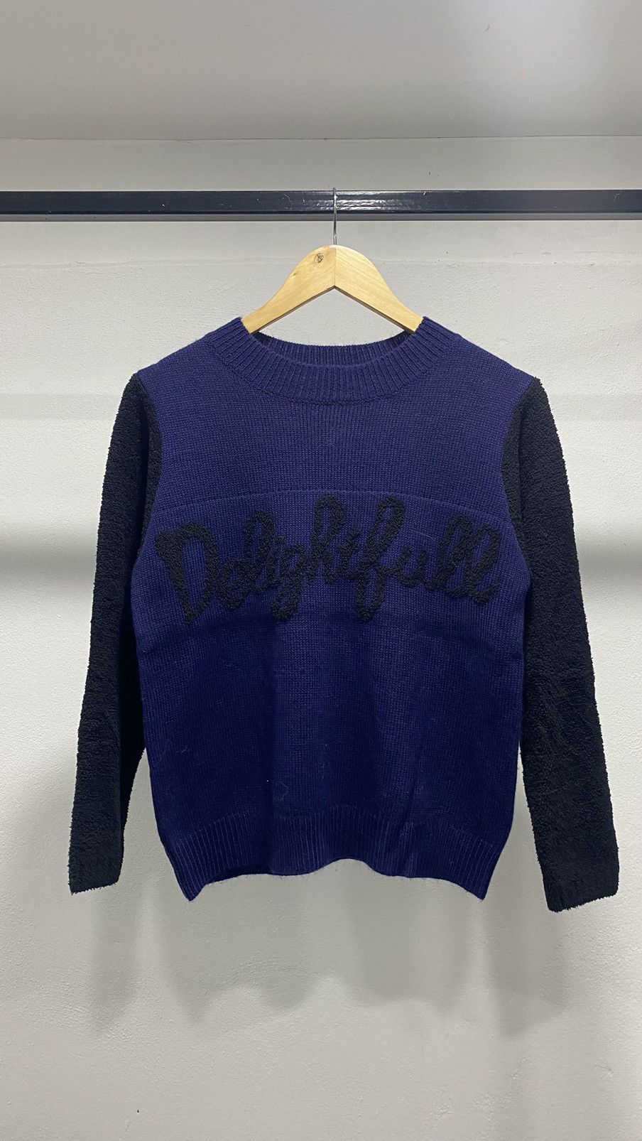 image of Aran Isles Knitwear x Homespun Knitwear Emporium Knitwear Fleece Sweater in Purple, Women's (Size M