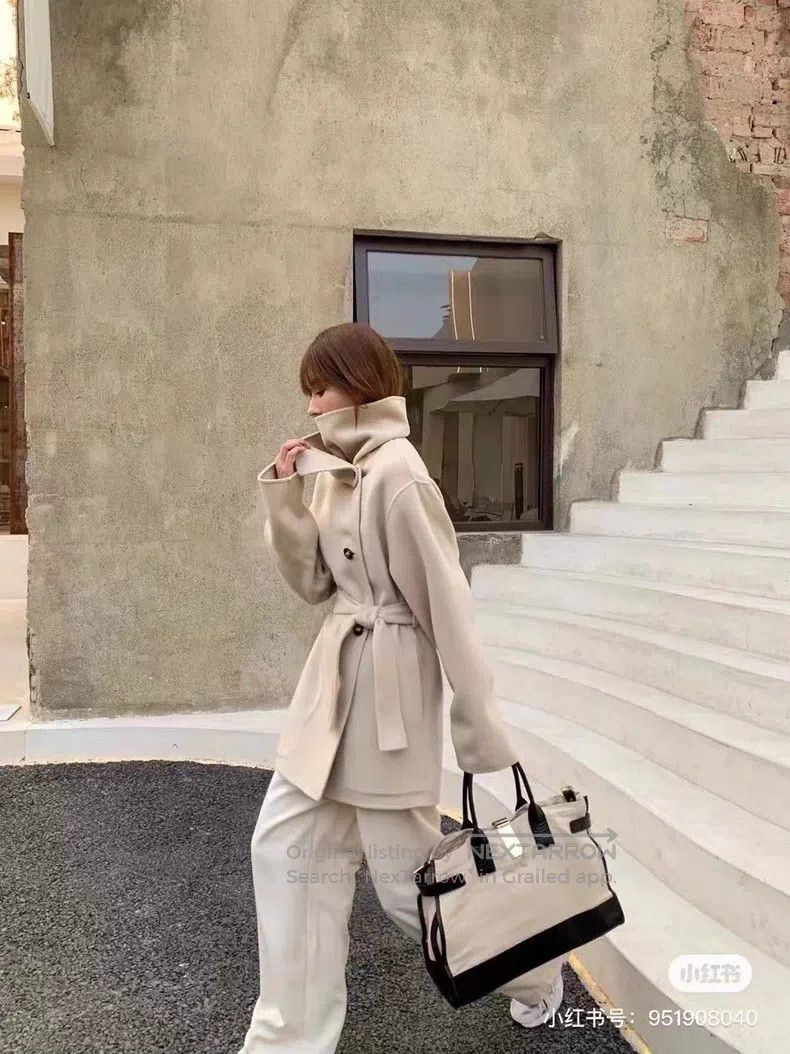 Hermes Hermes Oatmeal colored turn-down collar cashmere coat Size XS / US 0-2 / IT 36-38 - 7 Thumbnail