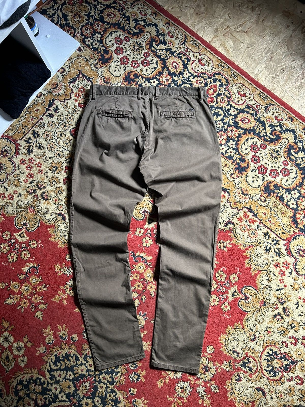 Emporio Armani Vintage emporio armani rare pants metal logo Size US 34 / EU 50 - 1 Thumbnail