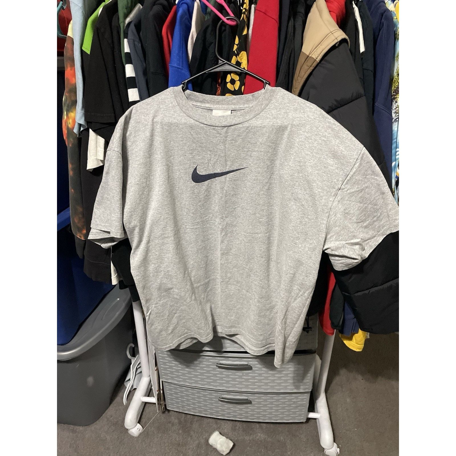 Nike Size XL- VTG Nike Big Swoosh T-Shirt Men's Gray Logo Center Size US XL / EU 56 / 4 - 1 Thumbnail