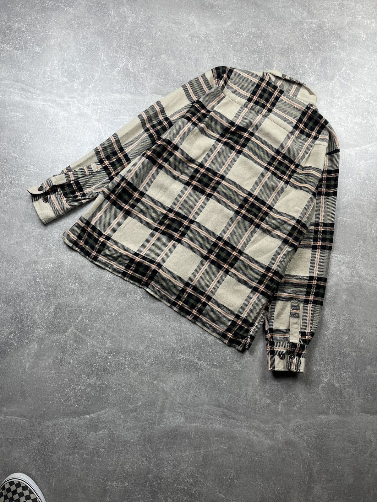 Universal Works Universal Works Heavy Utility Check Shirt Charcoal Plaid Size US M / EU 48-50 / 2 - 6 Thumbnail