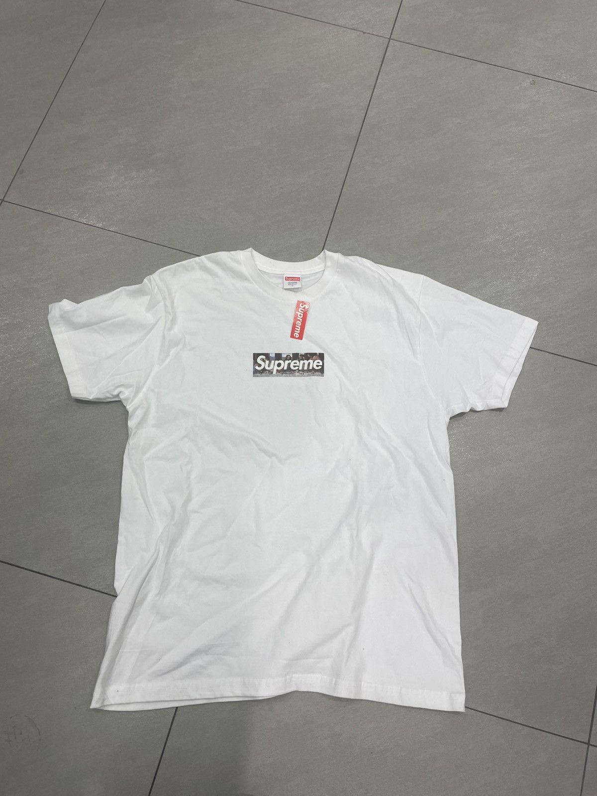 Supreme box logo milan ホワイト Tシャツ Lサイズ Supreme Milan Box Logo: Supreme Pick of the Week - StockX News
