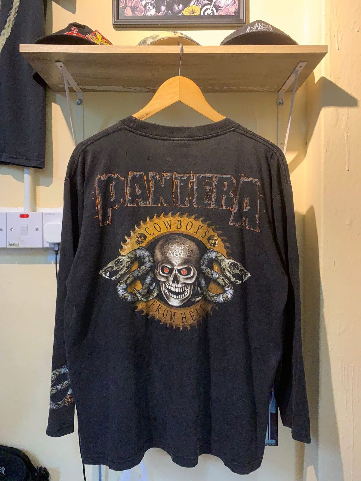 Band Tees 🔥 Pantera “Cowboys From Hell” Skull Snake Distressed LS Tee Size US M / EU 48-50 / 2 - 2 Thumbnail