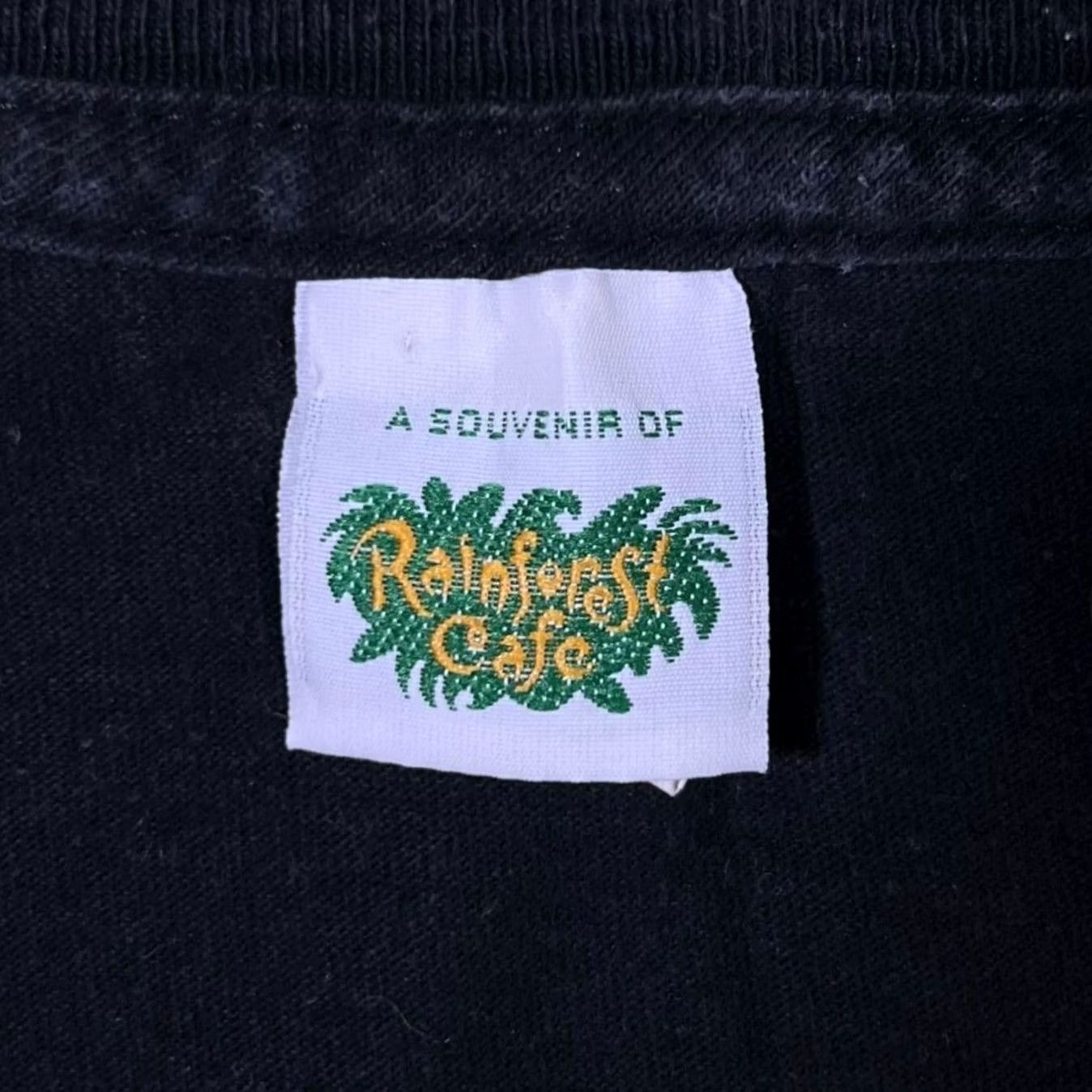 Vintage VINTAGE Rainforest Cafe Cheetah Jaguar Wildlife Tourist Black T-Shirt Large XL Mens Short Sleeve Cotton Graphic Front 90s Size US L / EU 52-54 / 3 - 3 Thumbnail
