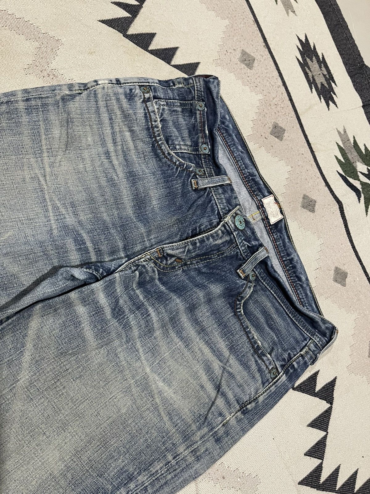 Levi's Vintage Clothing 2000s LEVIS REDLOOP JAPAN DISTRESSED FLARE JEANS RARE Size 28" / US 6 / IT 42 - 6 Thumbnail