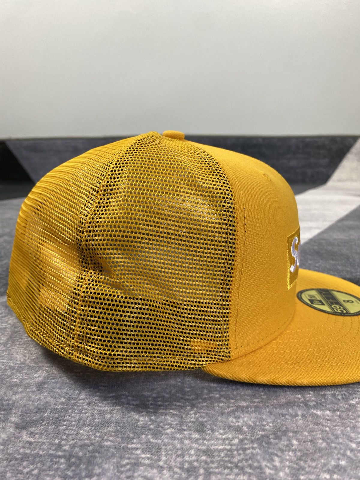 New Era × Supreme Supreme Box Logo Mesh back Size ONE SIZE - 3 Thumbnail