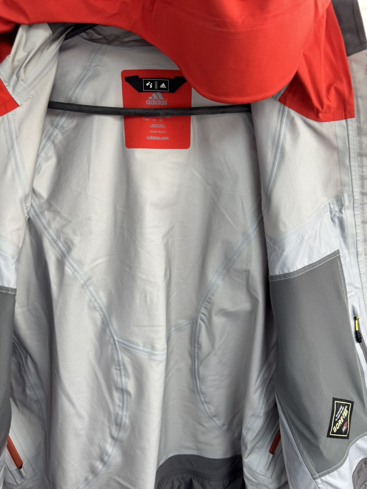 Adidas Vintage Adidas Terrex Gore tex Jacket Outdoor Travel Mens XL Size US XL / EU 56 / 4 - 19 Thumbnail