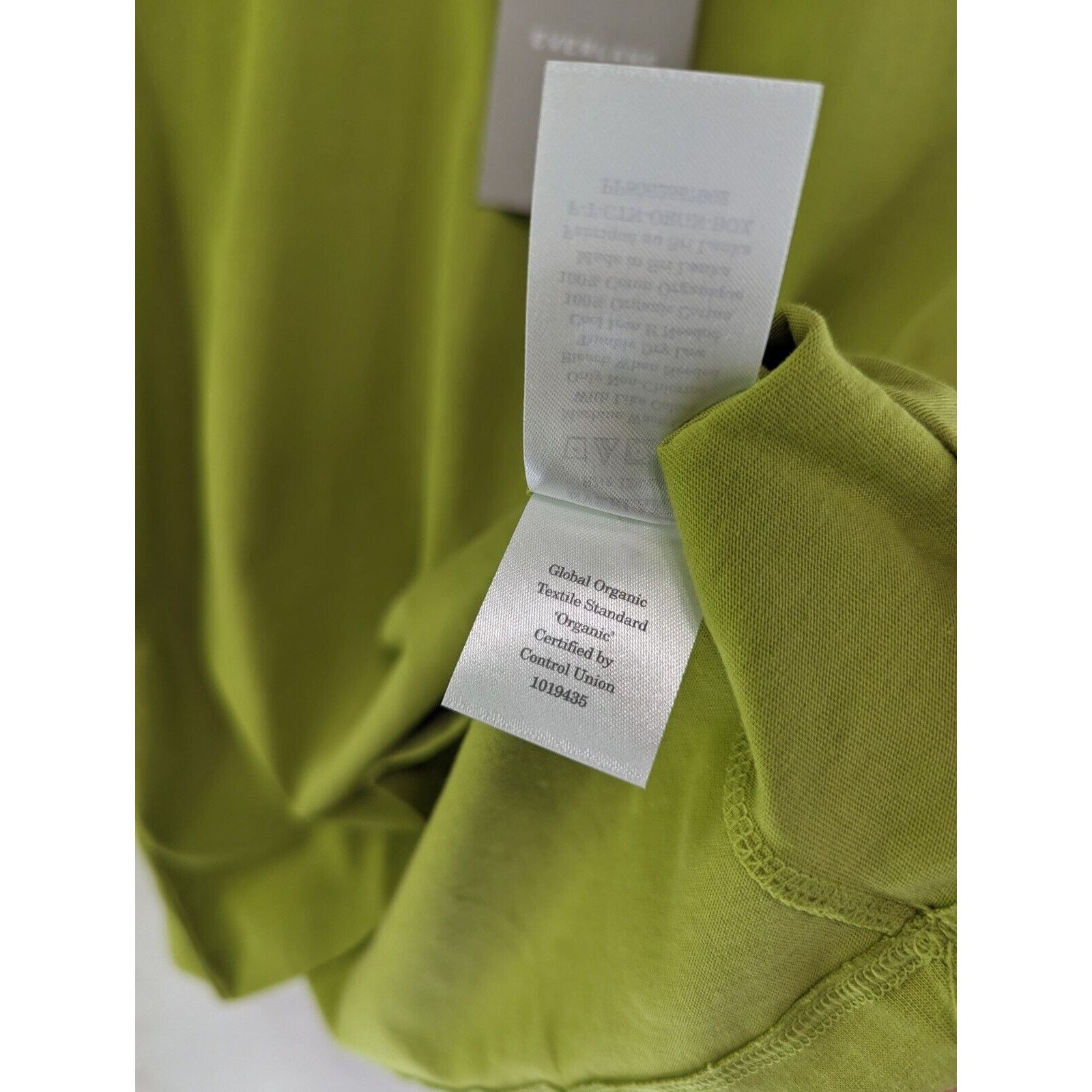 Everlane Everlane T Shirt Women Small Green Crew Neck Box Cut Tee Size S / US 4 / IT 40 - 9 Thumbnail